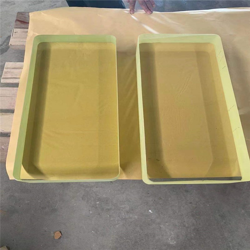 荣昌铅玻璃